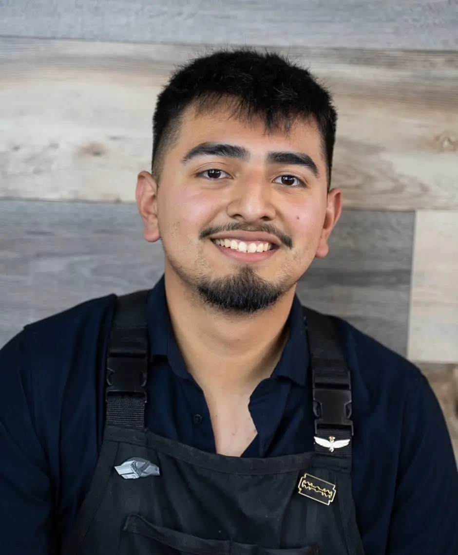 Giovanni - Barber at Tower 59